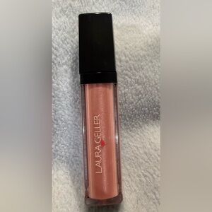 Laura Geller Shimmering Peach Buttercream Lip Stick